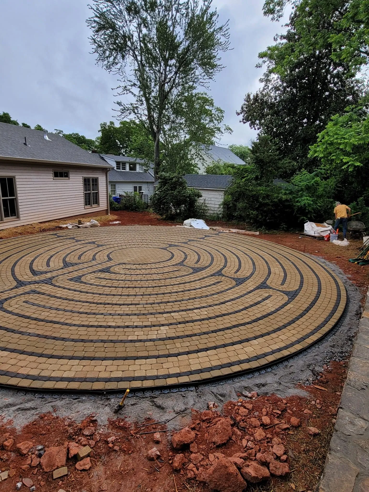 Planting bed and paver edge detail